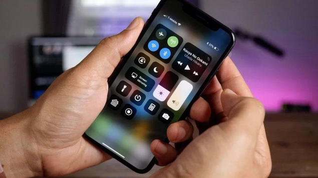 昂仁苹果手机维修分享iPhone 12信号差怎么办 